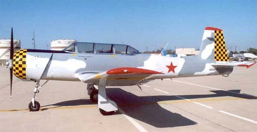 Самолёт Як-18. Фото с сайта www.airwar.ru

