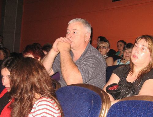 V Международный русско-грузинский поэтический фестиваль «Сны о Грузии». Тбилисский государственный академический русский драматический театр имени А. С. Грибоедова.  Вечер русскоязычных литераторов Грузии «На берегах Куры…» 
 Тбилиси, 13 июня 2011 г. Фото "Кавказского узла"
