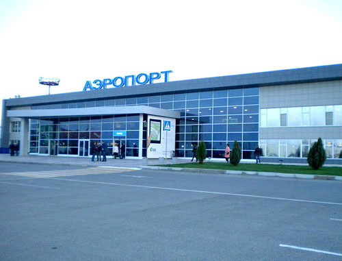 Здание аэровокзала аэропорта «Астрахань». Фото: Dogad75, http://commons.wikimedia.org/ Здание аэровокзала аэропорта «Астрахань». Фото: Dogad75, http://commons.wikimedia.org/