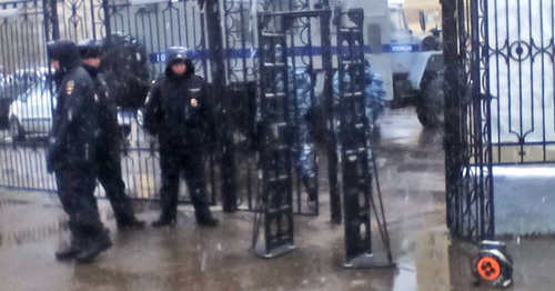 Полиция в День народного единства. Астрахань, 4 ноября 2014 г. Фото Елены Гребенюк для "Кавказского узла"