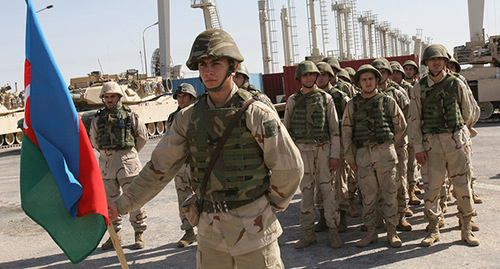 Построение в азербайджанской армии. Фото: стоп-кадр видео https://www.youtube.com/watch?v=U4eugPUg-js