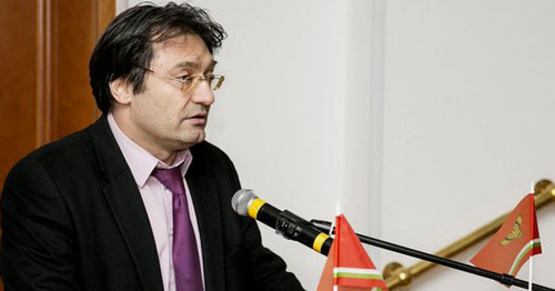 Аликбер Аликберов, старший научный сотрудник, заведующий сектором истории арабских стран Института востоковедения РАН, руководитель Группы сравнительного изучения Северного Кавказа. Фото http://flnka.ru/ Аликбер Аликберов, старший научный сотрудник, заведующий сектором истории арабских стран Института востоковедения РАН, руководитель Группы сравнительного изучения Северного Кавказа. Фото http://flnka.ru/