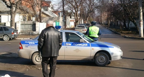 Полицейский наряд в Пятигорске. Фото http://www.skfo.ru/news/2013/09/18/Policeyskie_Pyatigorska_nashli_poteryavshegosya_malchika/ Полицейский наряд в Пятигорске. Фото http://www.skfo.ru/news/2013/09/18/Policeyskie_Pyatigorska_nashli_poteryavshegosya_malchika/