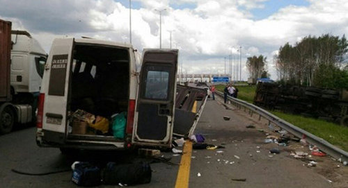 НА месте ДТП в Тульской области Фото пресс-служба ГУ МЧС по Тульской области
 https://ru.armeniasputnik.am/incidents/20170618/7674005/mchs-armenii-predstavil-spisok-armyan-postradavshih-v-dtp-pod-tuloj.html