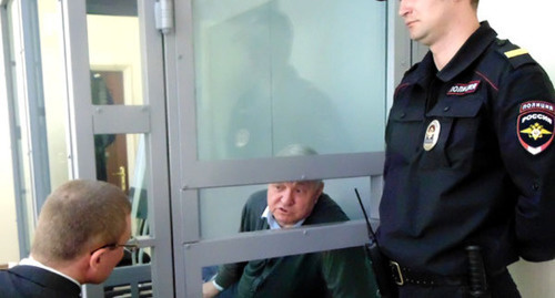 Михаил Столяров (в центре) в зале суда. Фото Елены Гребенюк для "Кавказского узла" Михаил Столяров (в центре) в зале суда. Фото Елены Гребенюк для "Кавказского узла"