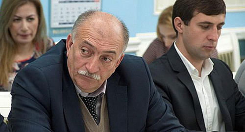 Руководитель управляющей компании "ЭКО М" Расул Абдурахманов. Фото http://www.interdag.ru/news/9014/rukovoditelya-kompanii-eko-m-obyazali-vyplatit-dolgi-po-zarplate Руководитель управляющей компании "ЭКО М" Расул Абдурахманов. Фото http://www.interdag.ru/news/9014/rukovoditelya-kompanii-eko-m-obyazali-vyplatit-dolgi-po-zarplate
