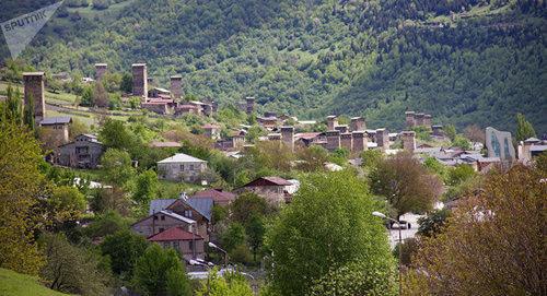 Посёлок Местиа, Грузия. Фото © Sputnik/ Леван Авлабрели
https://sputnik-georgia.ru/incidents/20170813/236962463/Lesnogo-pozhar-v-Svaneti-lokalizovan.html