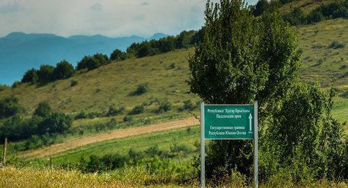 Граница. Фото © Sputnik / Алексей Ковалев
http://sputnik-ossetia.ru/South_Ossetia/20170801/4601288.html Граница. Фото © Sputnik / Алексей Ковалев
http://sputnik-ossetia.ru/South_Ossetia/20170801/4601288.html