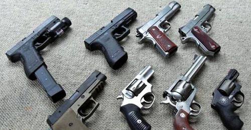 Пистолеты «Glock». Фото: Joshuashearn https://ru.wikipedia.org Пистолеты «Glock». Фото: Joshuashearn https://ru.wikipedia.org