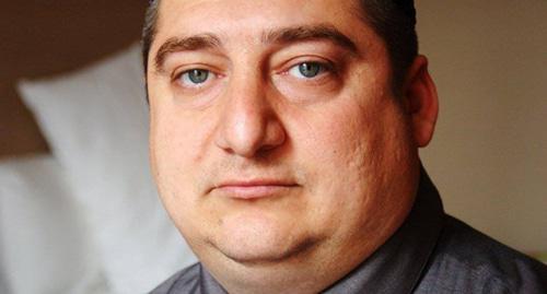 Магомед Муцольгов Фото: Варвара Пахоменко http://kavpolit.com/articles/menja_podozrevajut_v_tom_chto_ja_ukazaniju_ameriki-21190/ Магомед Муцольгов Фото: Варвара Пахоменко http://kavpolit.com/articles/menja_podozrevajut_v_tom_chto_ja_ukazaniju_ameriki-21190/