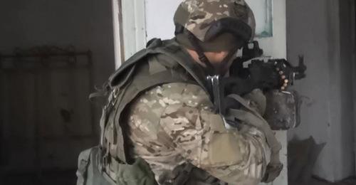 Сотрудник силовых структур. Фото: Пресс-служба Национального антитеррористического комитета http://nac.gov.ru Сотрудник силовых структур. Фото: Пресс-служба Национального антитеррористического комитета http://nac.gov.ru