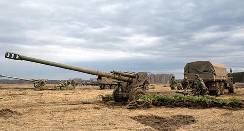 Учения ВС России. Фото http://мультимедиа.минобороны.рф/multimedia/photo/gallery.htm?id=54844@cmsPhotoGallery Учения ВС России. Фото http://мультимедиа.минобороны.рф/multimedia/photo/gallery.htm?id=54844@cmsPhotoGallery