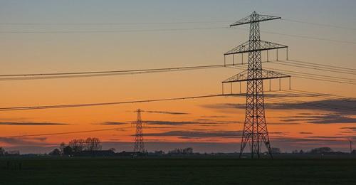Линии электропередачи. Фото: CC0 / Skitterphoto / Electric Poles
https://ru.sputnik.az/incidents/20180703/416036507/mingjachevir-jelektrojenergija-pozhar.html Линии электропередачи. Фото: CC0 / Skitterphoto / Electric Poles
https://ru.sputnik.az/incidents/20180703/416036507/mingjachevir-jelektrojenergija-pozhar.html