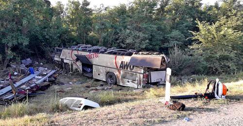 ДТП с автобусом на Ставрополье. 17 июля 2018 года. Фото: пресс-служба ГИБДД по Ставропольскому краю ДТП с автобусом на Ставрополье. 17 июля 2018 года. Фото: пресс-служба ГИБДД по Ставропольскому краю