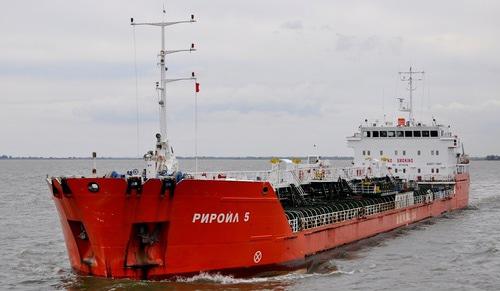 Судно "Риройл-5". Фото Павла Емельянова. http://fleetphoto.ru Судно "Риройл-5". Фото Павла Емельянова. http://fleetphoto.ru