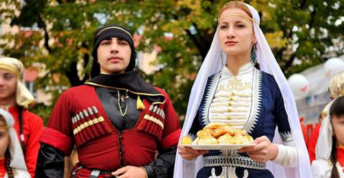 Празднование Дня репатрианта в Адыгее. Фото: "NatPress.NET" Медиа Холдинг НатПресс.NET http://www.natpress.net/index.php?newsid=16769 Празднование Дня репатрианта в Адыгее. Фото: "NatPress.NET" Медиа Холдинг НатПресс.NET http://www.natpress.net/index.php?newsid=16769