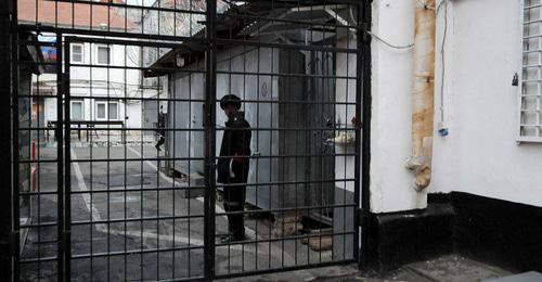 Следственный изолятор. Фото © Елена Синеок. ЮГА.ру Следственный изолятор. Фото © Елена Синеок. ЮГА.ру