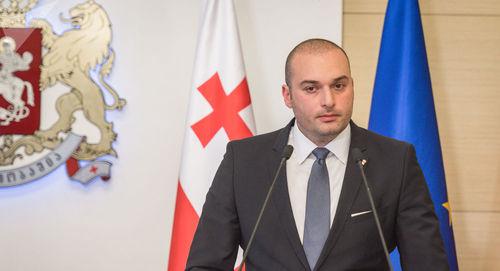 Мамука Бахтадзе . Фото  Sputnik / Levan Avlabreli
 https://sputnik-georgia.ru/politics/20181017/242530525/Premer-vybory-v-Gruzii-proydut-v-svobodnoy-srede.html