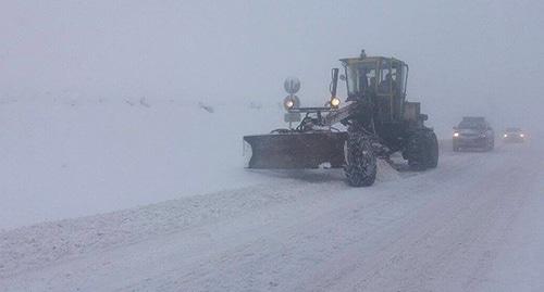 Военно-Грузинская дорога. Фото © photo by press-service of Roads Department of Georgia https://sputnik-georgia.ru/georgia/20181201/243244495/Verkhniy-Lars-segodnya-na-doroge-iz-Gruzii-v-Rossiyu-vnov-problemy.html Военно-Грузинская дорога. Фото © photo by press-service of Roads Department of Georgia https://sputnik-georgia.ru/georgia/20181201/243244495/Verkhniy-Lars-segodnya-na-doroge-iz-Gruzii-v-Rossiyu-vnov-problemy.html