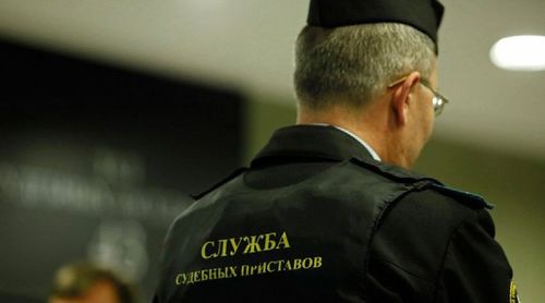 Представитель службы судебных приставов. Фото Елены Синеок Юга.ру Представитель службы судебных приставов. Фото Елены Синеок Юга.ру