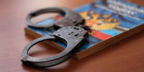 Наручники. Фото: Валентина Мищенко / Югополис Наручники. Фото: Валентина Мищенко / Югополис