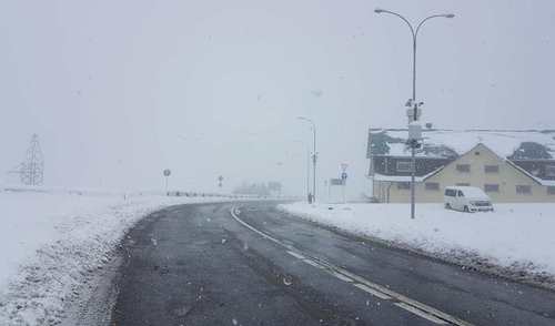Транскавказская магистраль. Фото пресс-службы МЧС Южной Осетии. https://www.facebook.com/mhsryo/photos/pcb.315247389127043/315247332460382/?type=3&theater Транскавказская магистраль. Фото пресс-службы МЧС Южной Осетии. https://www.facebook.com/mhsryo/photos/pcb.315247389127043/315247332460382/?type=3&theater