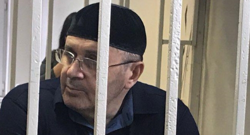 Оюб Титиев в суде, декабрь 2018 год. Фото Патимат Махмудовой для "Кавказского узла". Оюб Титиев в суде, декабрь 2018 год. Фото Патимат Махмудовой для "Кавказского узла".