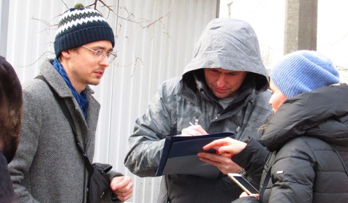 Составление протокола на активиста Романа Зайцева 19 января 2019 года. Фото Вячеслава Ященко для "Кавказского узла"