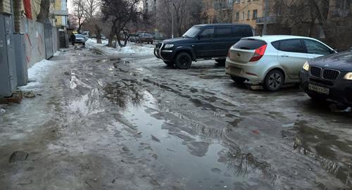 Гололед в Волгограде 21 февраля 2019 года. Фото: Татьяны Филимоновой для "Кавказского узла" Гололед в Волгограде 21 февраля 2019 года. Фото: Татьяны Филимоновой для "Кавказского узла"