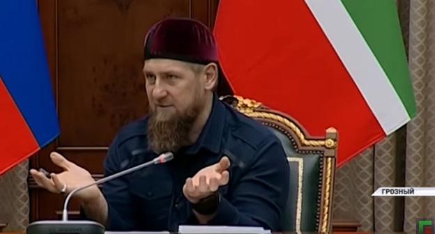 Рамзан Кадыров. Скриншот с видео ЧГТРК "Грозный" https://www.youtube.com/watch?v=5DXbxALpwac
