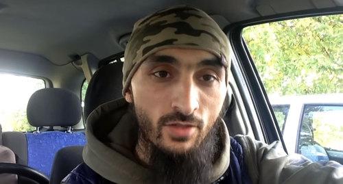 Тумсо Абдурахманов. Фото: кадр видео «Прописка в Польше | Сравните с Россией»
ABU-SADDAM SHISHANI
https://www.youtube.com/watch?v=B8DMZBYQatI Тумсо Абдурахманов. Фото: кадр видео «Прописка в Польше | Сравните с Россией»
ABU-SADDAM SHISHANI
https://www.youtube.com/watch?v=B8DMZBYQatI