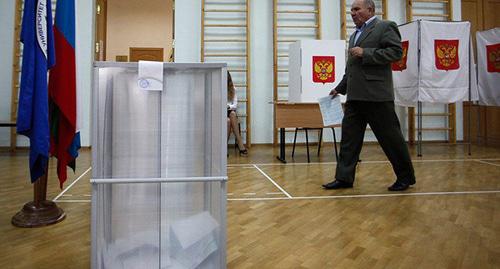 На избирательном участке. Фото: Влад Александров, ЮГА.ру