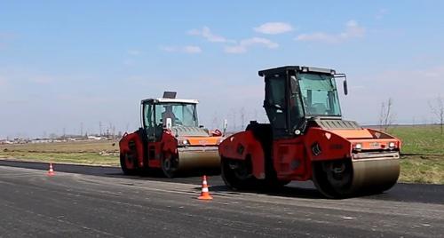 Дорожная техника на подъезде к Урус-Мартану. Фото: скриншот видео канала Minavtodor chr
https://www.youtube.com/watch?v=I-Vwl_S-DKs Дорожная техника на подъезде к Урус-Мартану. Фото: скриншот видео канала Minavtodor chr
https://www.youtube.com/watch?v=I-Vwl_S-DKs