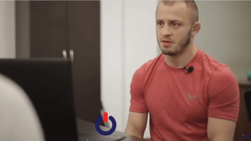 Скриншот видео "Юнусилау об убийстве отца", https://youtu.be/hTyLLWiCTK4 Скриншот видео "Юнусилау об убийстве отца", https://youtu.be/hTyLLWiCTK4
