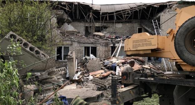 Последствия взрыва в жилом доме в поселке Чистоозёрный. 12 мая 2019 года. Фото Вячеслава Прудникова для "Кавказского узла".