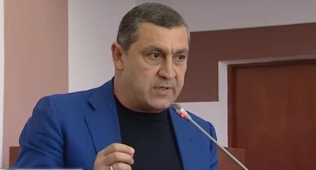 Анзор Пруидзе. Скриншот видео канала "Говорит Сочи". https://www.youtube.com/watch?time_continue=27&v=yRjsL_2cfuU