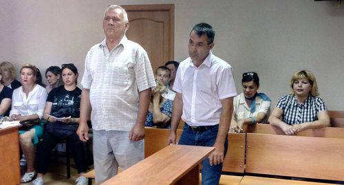 Сергей Черневский и Иван Бражко в зале суда. Фото Константина Волгина для "Кавказского узла"
Сергей Черневский и Иван Бражко в зале суда. Фото Константина Волгина для "Кавказского узла"