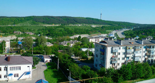 поселок городского типа Верхнебаканский, Приморский район, г. Новороссийск, Краснодарский край. Фото Igorio68 https://ru.wikipedia.org/wiki/Верхнебаканский#/media/Файл:Пгт._Верхнебаканский.JPG
поселок городского типа Верхнебаканский, Приморский район, г. Новороссийск, Краснодарский край. Фото Igorio68 https://ru.wikipedia.org/wiki/Верхнебаканский#/media/Файл:Пгт._Верхнебаканский.JPG