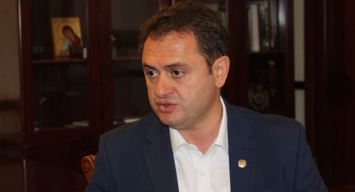 Айк Чобанян.. Фото Тиграна Петросяна для "Кавказского узла". Айк Чобанян. Фото Тиграна Петросяна для "Кавказского узла".