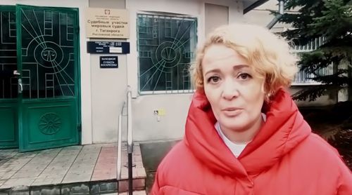Анастасия Шевченко. Скриншот с видео "Настя: в наручниках на глазах детей | Фильм про Анастасию Шевченко" на канале "Михаил Ходорковский" в Youtube https://www.youtube.com/watch?v=QxX4sPlnv8U Анастасия Шевченко. Скриншот с видео "Настя: в наручниках на глазах детей | Фильм про Анастасию Шевченко" на канале "Михаил Ходорковский" в Youtube https://www.youtube.com/watch?v=QxX4sPlnv8U