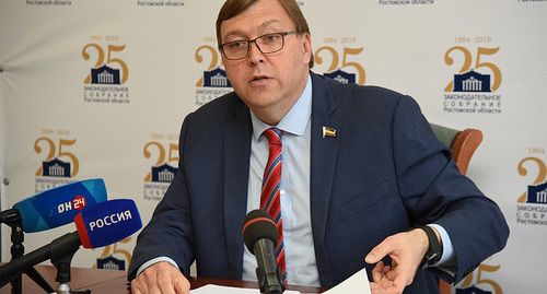 Спикер ростовского парламента Александр Ищенко. Фото: Пресс-служба Законодательного собрания Ростовской области http://zsro.ru/ Спикер ростовского парламента Александр Ищенко. Фото: Пресс-служба Законодательного собрания Ростовской области http://zsro.ru/