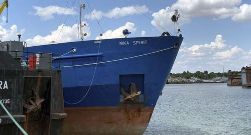 Борт российского танкера Nika Spirit. Фото: кадр видео Новости на Первом Канале "Российские дипломаты на Украине разбираются в истории с задержанием танкера Nika Spirit." https://www.youtube.com/watch?time_continue=1&v=jzQJCD5Rihw Борт российского танкера Nika Spirit. Фото: кадр видео Новости на Первом Канале "Российские дипломаты на Украине разбираются в истории с задержанием танкера Nika Spirit." https://www.youtube.com/watch?time_continue=1&v=jzQJCD5Rihw