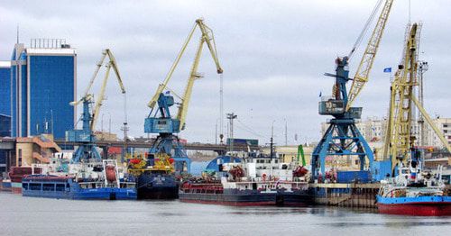 Порт Астрахани. Фото Вячеслава Ященко для "Кавказского узла" Порт Астрахани. Фото Вячеслава Ященко для "Кавказского узла"