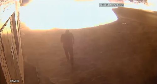 Взрыв на заправочной станции в Сунже. Скриншот с видео "Взрыв газа Сунжа 9.08.2019" на Youtube-канале "valkar24" https://www.youtube.com/watch?v=R9_SoujQg7s Взрыв на заправочной станции в Сунже. Скриншот с видео "Взрыв газа Сунжа 9.08.2019" на Youtube-канале "valkar24" https://www.youtube.com/watch?v=R9_SoujQg7s