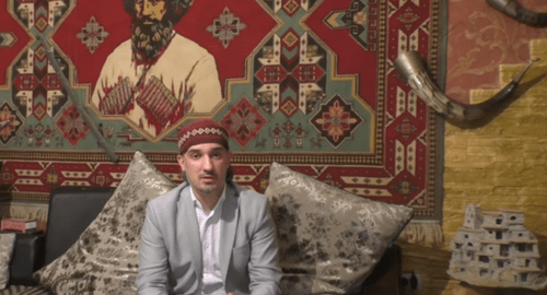 Зураб Гаджиев. Фото: кадр видео "Дагестанского историко-географического общества". https://www.youtube.com/watch?time_continue=351&v=naKEs71yC5c
Зураб Гаджиев. Фото: кадр видео "Дагестанского историко-географического общества". https://www.youtube.com/watch?time_continue=351&v=naKEs71yC5c