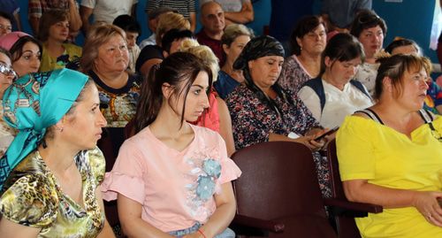 Сход в Чертковской. Ростовская область, 22 августа 2019 года. Фото Вячеслава Прудникова для "Кавказского узла" Сход в Чертковской. Ростовская область, 22 августа 2019 года. Фото Вячеслава Прудникова для "Кавказского узла"