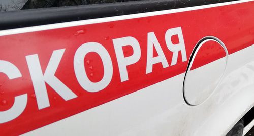 Надпись на машине скорой помощи. Фото Нины Тумановой для "Кавказского узла" Надпись на машине скорой помощи. Фото Нины Тумановой для "Кавказского узла"