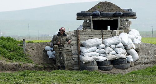 На линии соприкосновения в Нагорном Карабахе. Фото: REUTERS/Staff На линии соприкосновения в Нагорном Карабахе. Фото: REUTERS/Staff