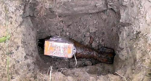 76-миллиметровый артиллерийский снаряд времен Великой Отечественной войны со следами коррозии. / Фото http://rosgvard.ru/ru/news/article/v-krasnodare-i-adygee-vzryvotexniki-omon-obsledovali-i-unichtozhili-boepripasy-vremen-velikoj-otechestvennoj-vojny 76-миллиметровый артиллерийский снаряд времен Великой Отечественной войны со следами коррозии. / Фото http://rosgvard.ru/ru/news/article/v-krasnodare-i-adygee-vzryvotexniki-omon-obsledovali-i-unichtozhili-boepripasy-vremen-velikoj-otechestvennoj-vojny