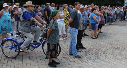 Участники митинга в Багаевской. Фото Вячеслава Прудникова для "Кавказского узла". Участники митинга в Багаевской. Фото Вячеслава Прудникова для "Кавказского узла".